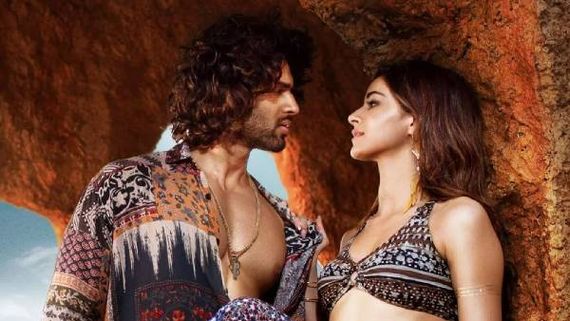 Liger: విజయ్ దేవరకొండ, చిరంజీవికి ఫ్యాన్స్ వార్నింగ్.. చరణ్ సినిమా పోతే పూరీ పార్టీ ఇచ్చాడంటూ!