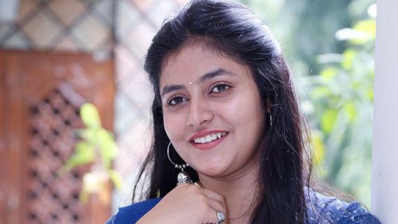 బీహార్‌లో పవన్ కల్యాణ్ అలా ఫేమస్.. పవర్ స్టార్‌కు ఫుల్ ఫాలోయింగ్.. FDFS హీరోయిన్ సంచిత (ఇంటర్వ్యూ)