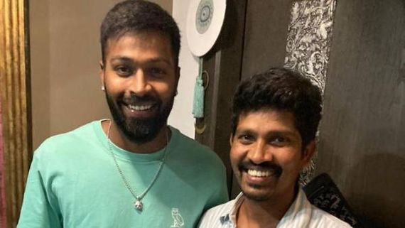  Ram charan: క్రికెట్ మ్యాచ్ తరువాత రామ్ చరణ్ ఇంట్లో ఆ స్టార్ క్రికెటర్.. ఫొటో వైరల్!