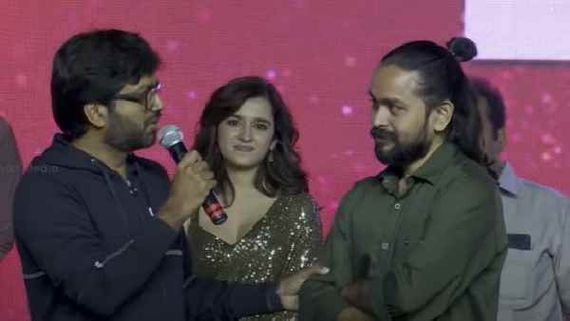 నిన్ను చూసి ఆడజాతి గర్వపడుతుంది.. యువ డైరెక్టర్‌పై అనిల్ రావిపూడి ఫన్నీ కామెంట్స్