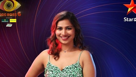 Bigg Boss Telugu 6: వర్మతో కాళ్లు పట్టించుకుంది.. కిస్ పెట్టించుకుంది.. బిగ్ బాస్‌లోకి వచ్చేసింది!