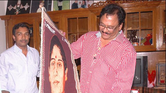 Krishnam Raju First Wife: కృష్ణంరాజు మొదటి భార్య బ్యాగ్రౌండ్? ఆమె ఎలా చనిపోయారో తెలిస్తే!