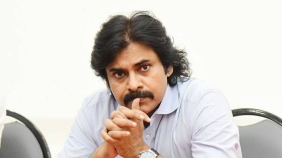 Pawan Kalyan: అభిమాని చివరి కోరిక తీర్చిన పవన్ కళ్యాణ్.. హార్ట్ టచింగ్ వీడియో వైరల్