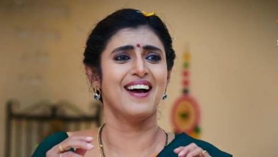 Intinti Gruhalakshmi Today Episode: గిఫ్టును చూసి షాకైన తులసి.. నిజం చెప్పమంటూ ప్రశ్నించడంతో!