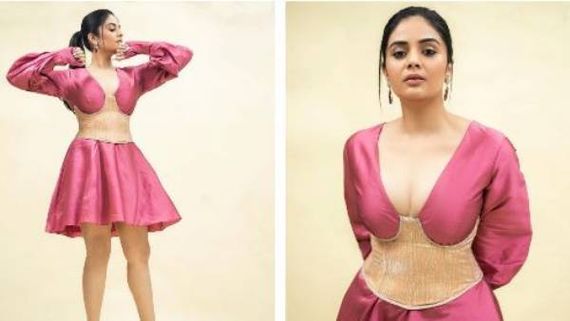 Sreemukhi: పొట్టి గౌనులో శ్రీముఖి అందాలు.. ఈసారి మరింత ఎక్కువగా గ్లామర్ ట్రీట్