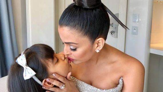 Aishwarya Rai Bacchan: కూతురితో లిప్ లాక్ ఫొటో వైరల్.. వామ్మో.. దారుణంగా ట్రోలింగ్!