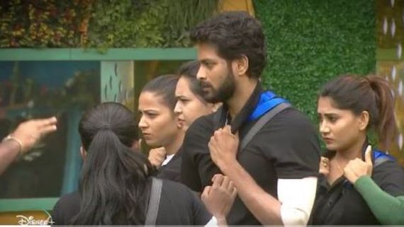  Bigg Boss Telugu 6: గీతూని తుప్పాస్ అంటూ ఆదిరెడ్డి ఆగ్రహం.. నెలకేసి కొడుతూ ఊహించని ఛాలెంజ్