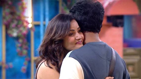 Bigg Boss Telugu 6 గేమ్ గురించి శ్రీహాన్ కి సిరి హన్మంతు హింట్స్?.. ముద్దులతో ఆ సీక్రెట్ రివీల్! 