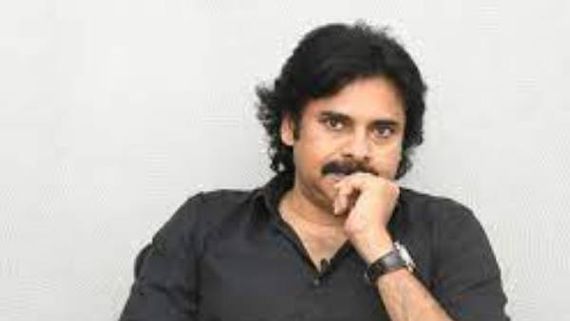 పవన్ కల్యాణ్ మరో సాహసం: జానీ, సర్ధార్ గబ్బర్ సింగ్ తర్వాత ఇలా.. ఈసారైనా హిట్ కొడతాడా!