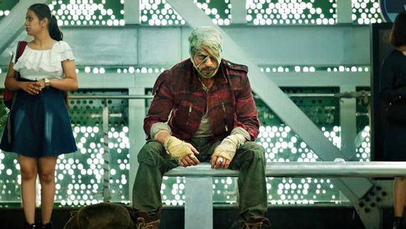 Shah Rukh Khan జవాన్ సినిమాకు మరో సమస్య.. డైరెక్టర్ అట్లీపై నిర్మాత పిర్యాదు!