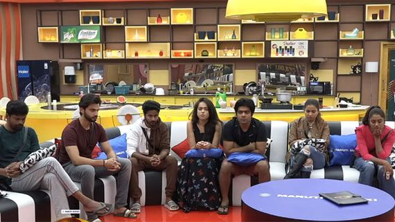 Bigg Boss Elimination: బిగ్ షాకింగ్ ఎలిమినేషన్.. టాప్ 2 ప్లేయర్ ఎలిమినేట్.. బయటపడ్డ మరో కుట్ర కోణం!