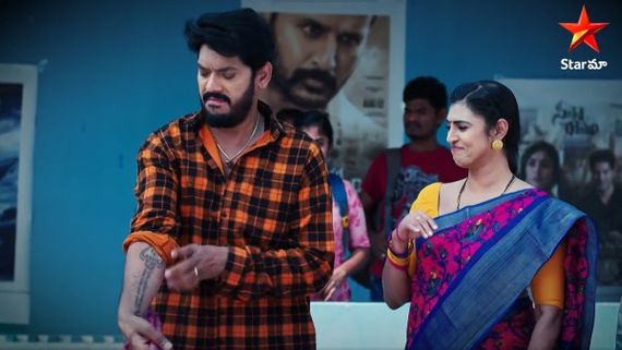  Intinti Gruhalakshmi Today Episode: లాస్యకు షాకిచ్చిన కోడళ్లు.. సామ్రాట్‌కు క్లాస్ పీకిన తులసి