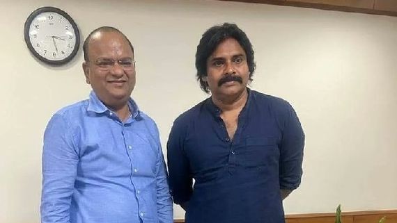 ఖైరతాబాద్ ఆర్టీవో ఆఫీస్‌కు పవన్ కల్యాణ్.. వరాహితోపాటు మరో 6 వాహనాలు.. అసలు విషయం ఏమిటంటే?