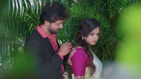 Guppedantha Manasu: వనభోజనాల్లో రిషిధార రొమాన్స్.. గౌతమ్ సీరియస్ వార్నింగ్!