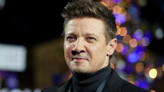 Jeremy Renner: 'అవేంజర్స్' నటుడికి సర్జరీ.. మొద్దుబారిపోయిన ఛాతిభాగం.. వైద్యులు ఏం చెప్పారంటే?