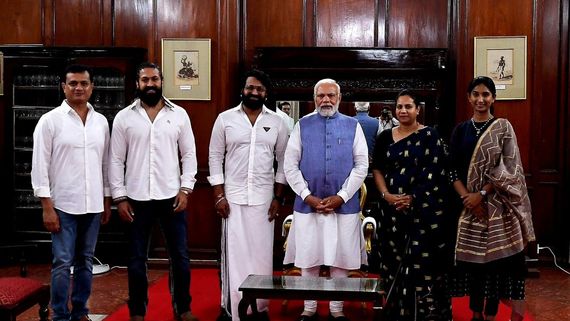  కాంతర, KGF స్టార్స్ తో ప్రధాని మోడీ.. ఇంత సడన్ గా ఎందుకు కలిశారంటే?