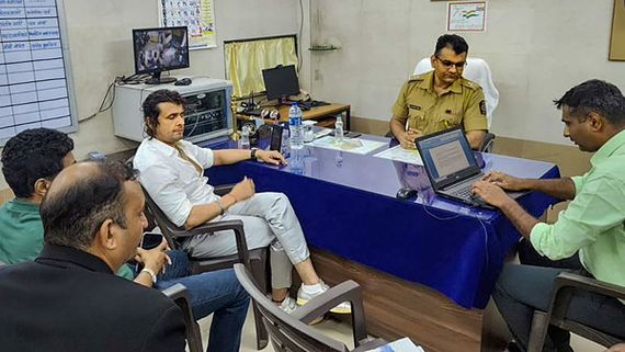 సింగర్ సోను నిగమ్‌పై ఎమ్మెల్యే కొడుకు దాడి.. బీజేపీ నేత ఖండన 