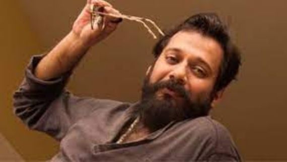 యువ దర్శకుడికి తీవ్ర అస్వస్థత.. హాస్పిటల్‌లో సినీ ప్రముఖుల పరామర్శ 