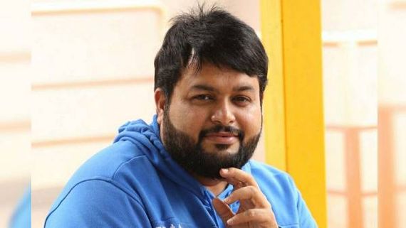 పాన్ ఇండియా స్టార్ ప్రభాస్ తో లక్కీ ఛాన్స్ కొట్టేసిన థమన్.. ఏ సినిమాకంటే?