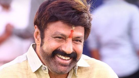 హీరోలు దొరక్క పీకల్లోతూ కష్టాల్లో ఉన్న దర్శకుడితో బాలయ్య కొత్త సినిమా.. వర్కౌట్ అవుతుందా?