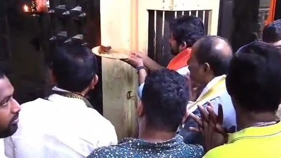 గుడికెళ్లి అడ్డంగా బుక్కైనా మెగా హీరో.. ఇది అస్సలు ఊహించలేదు 'బ్రో'