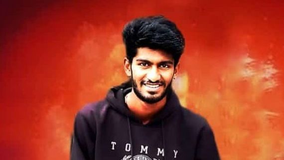  ట్రెండింగ్: మృణాల్ థాకూర్ రెచ్చిపోయి శృంగారం.. ప్రియుడితో తమన్నా ఓపెన్ రొమాన్స్.. దటీజ్ ఎన్టీఆర్ ఫ్యాన్స్!