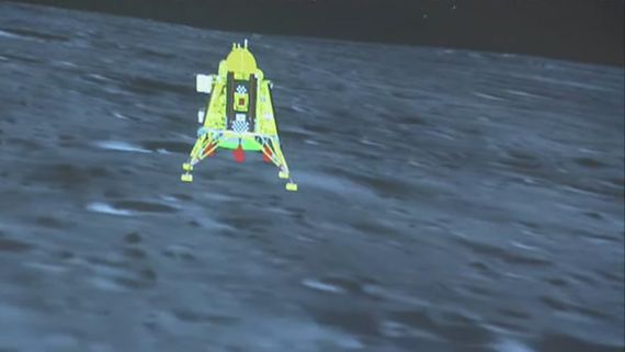 Chandrayaan 3 చంద్రయాన్ 3 సక్సెస్.. చంద్రుడిపై విహార యాత్ర అంటూ చిరంజీవి, ఎన్టీఆర్, సినీతారలు ఏమన్నారంటే? 