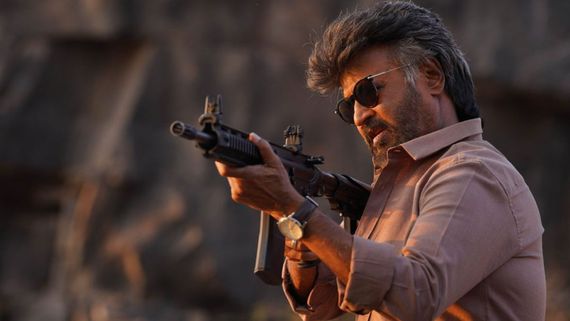 Jailer లో ఏపీ ఎమ్మెల్యేలు, ఎంపీలను టార్గెట్ చేసిన రజనీ.. వారిని అలా కెలికిన తలైవా!