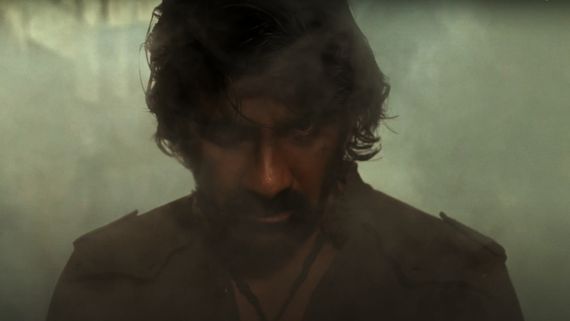 ఎనిమిదేళ్లకే రక్తం తాగిన క్రిమినల్.. అదిరిపోయిన రవితేజ 'టైగర్ నాగేశ్వరరావు' టీజర్ 