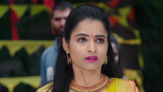 Intinti Gruhalakshmi: జాహ్నవి మా కోడలు.. నిజం చెప్పిన బసవయ్య.. పండుగ రోజే తులసి వాళ్లకు షాక్
