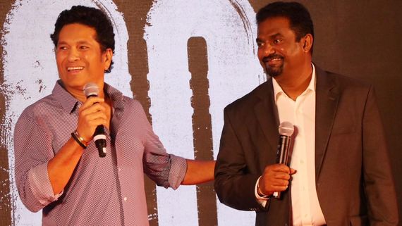 800 Movie మురళీధరన్‌‌కు  ఎదురైన చేదు అనుభవాలు ప్రజలకి  తెలియాలి.. ఆయన కష్టాలు నాకు తెలుసు: సచిన్ టెండూల్కర్