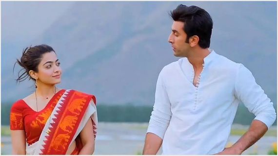 Animal Movie: రష్మిక రణబీర్ ఫస్ట్ నైట్ - ఓవైపు రొమాన్స్, మరోవైపు వైలెన్స్.. ఎలా ఎంజాయ్ చేస్తార్రా సామీ!