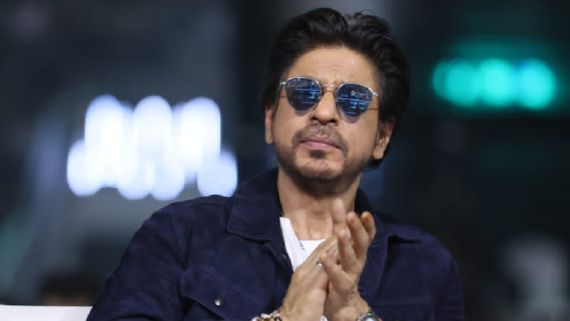 Shah Rukh Khan: ఆ సినిమాలు చేసినందుకు బాలీవుడ్ బాద్ షాకు బెదిరింపులు, వై+ భద్రత కల్పించిన సర్కారు 