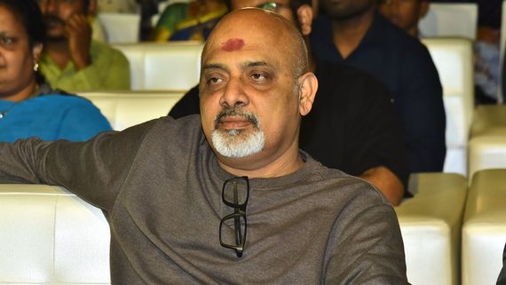 Saindhav Pre Release Event: సైంధవ్ డైరెక్టర్‌పై రామజోగయ్య శాస్త్రి అసంతృప్తి.. స్టేజీమీదే ఇది కరెక్టు కాదంటూ..