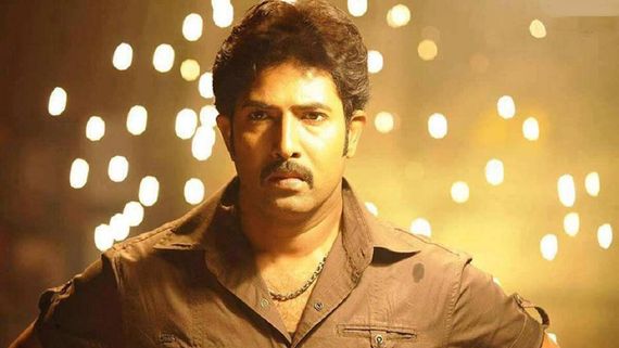 టాలీవుడ్ హీరో వేణు ఇంట్లో తీవ్ర విషాదం.. పెద్ద దిక్కును కోల్పోయిన నటుడు