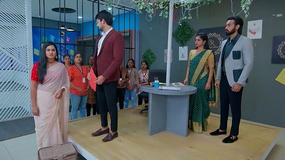 Brahmamudi February 27th ఆఫీసులో కల్యాణ్ పరువు తీసిన అనామిక.. మరదలిపై రాజ్ ఫైర్