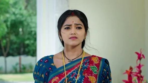 Naga Panchami 15th February: పంచమిని ముద్దు పెట్టుకుని ప్రాణాల మీదకు తెచ్చుకున్న మోక్ష.. కాపాడిన ఫణీంద్ర!