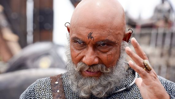 బాహుబలి సినిమాలో కట్టప్ప పాత్రను మిస్ చేసుకున్న బాలీవుడ్ హీరో.. ఎవరు, ఎందుకో తెలుసా?