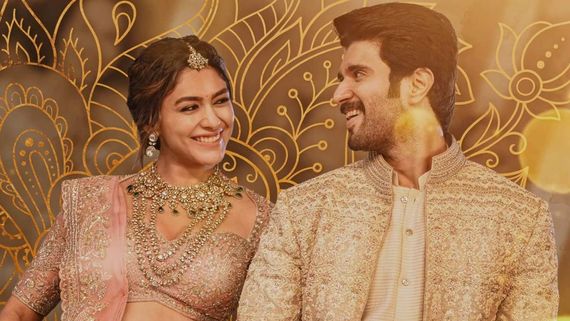 ఫ్యామిలీ స్టార్‌కు జగపతి బాబు మూవీకి లింక్.. ఊహించని విధంగా విజయ్, మృణాల్ రొమాన్స్