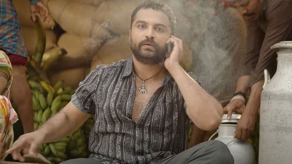 గ్యాంగ్‌తో వెళ్లి ఆ స్టార్ డైరెక్టర్‌ను బెదిరించిన హీరో విశ్వక్ సేన్.. అసలేం జరిగిందంటే?