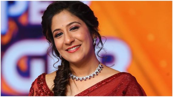 ఆ స్టార్ హీరో ప్రేమలో సింగర్.. లవ్ అఫైర్‌ను బయటపెట్టిన గాయని!