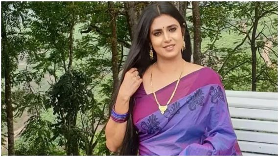 పడక గదిలోకి వెళ్లందే ఆఫర్లు రావు.. టాప్ సింగర్‌పై మండిపడ్డ నటి కస్తూరి