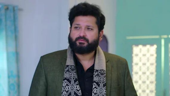 Guppedantha Manasu April 19th: మహేంద్రపై మను ఫైర్.. దత్తత కన్ఫార్మ్.. దేవయాని ప్లాన్ ఏంటంటే?