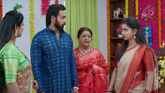 Brahmamudi April 16th episode: నా బిడ్డని నాకు దూరం చేస్తావా? రాజ్‌కు షాక్ ఇచ్చిన యువతి.. అయోమయంలో కావ్య!