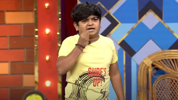  పడుకుందాం రా అని సిరి హన్మంతుతో పొట్టి నరేష్ అసభ్యంగా.. దారుణంగా ట్రోల్ చేస్తున్న నెటిజన్స్