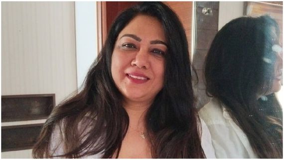 సినీ నటి హేమ డ్రగ్స్ కేసులో అదిరిపోయే ట్విస్ట్.. హైడ్రామా మధ్య రేవ్ పార్టీ కేసులో.. !