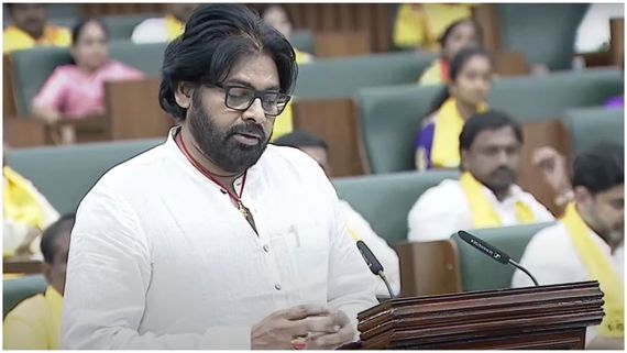 మనల్ని ఎవడ్రా ఆపేది.. తొడగొట్టి అసెంబ్లీలోకి పవన్ కల్యాణ్ 
