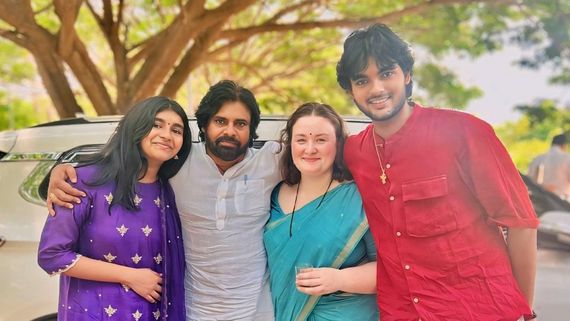 తొలిసారి భార్య, అకీరా, ఆద్యలతో పవన్ కల్యాణ్.. డిప్యూటీ సీఎం నుంచి స్పెషల్ సర్‌ప్రైజ్