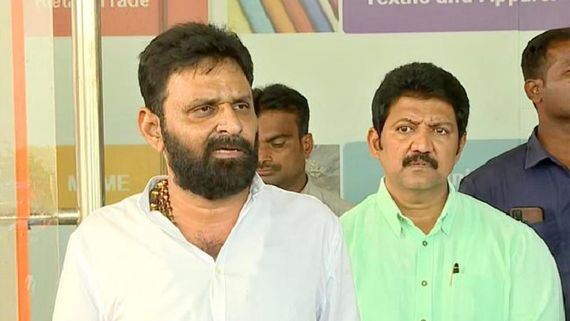 2024 AP elections: జూనియర్ ఎన్టీఆర్ ఫ్రెండ్స్‌కు దెబ్బ.. వెనుకంజలో ఇద్దరు వైసీపీ బడా నేతలు