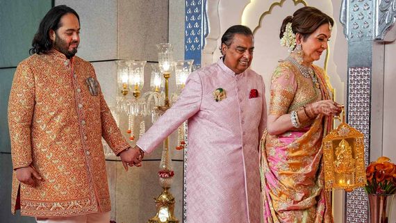 ఏ పెళ్లికి పడితే ఆ పెళ్లికి వెళ్లను...అనంత్ అంబానీ మ్యారేజ్‌పై హీరోయిన్ షాకింగ్‌ కామెంట్స్!